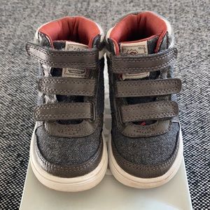 Carter’s Grey Terry boots